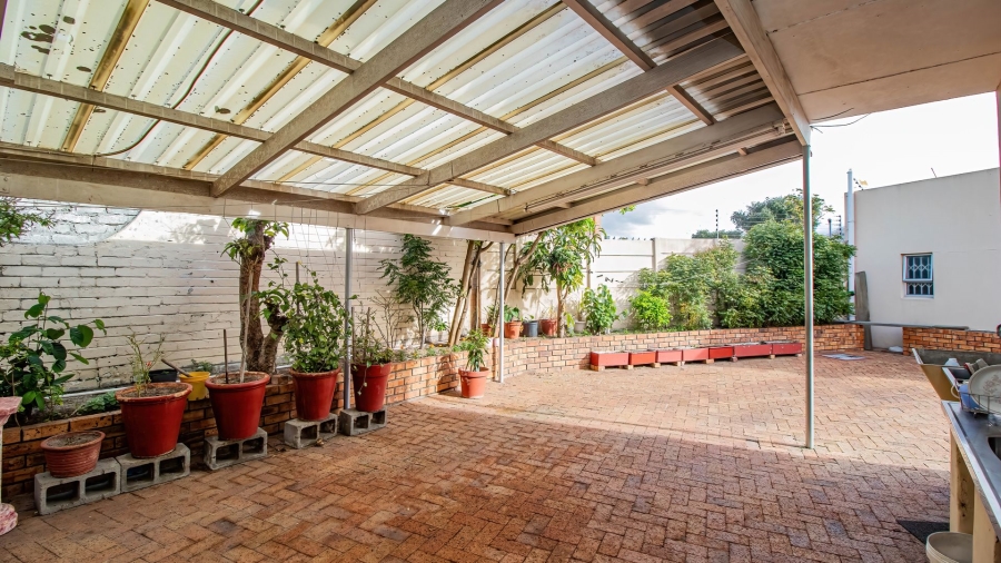 3 Bedroom Property for Sale in Gatesville Western Cape